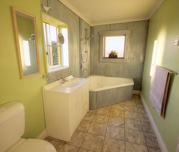 2 Thistle Street, South Launceston - Photo 6