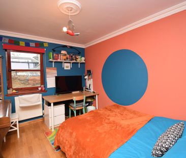 3 bedroom flat to rent - Photo 3