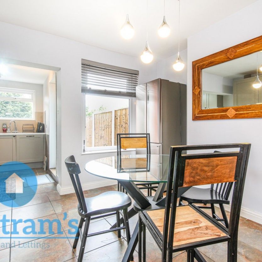 3 bed Semi-Detached House for Rent - Photo 1