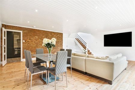 2 bedroom detached house to rent - Photo 2