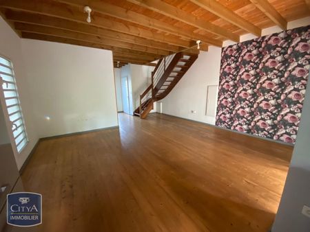 Location Maison 4 pièces 86m² ST GILLES LES BAINS 97434 - Photo 2