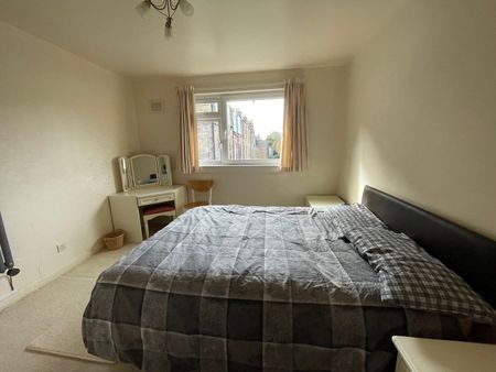 2 Bed Flat, Charterhall Grove, EH9 - Photo 5