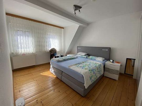 Attraktive 5 Zimmer-Maisonette-Wohnung mit Einbauküche VERMIETET - Foto 1