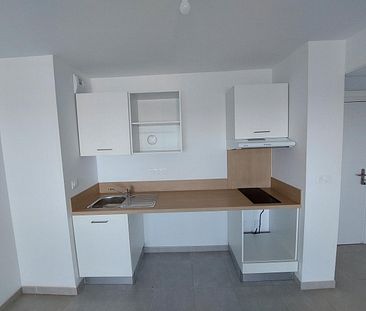 location Appartement T2 DE 46.75m² À SETE - Photo 6