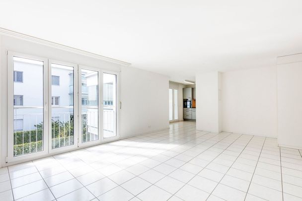 Fantastic 2 1/2-room apartment on the ground floor - Photo 1