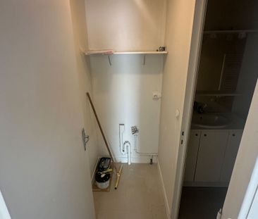 Location Appartement 1 pièce 40m² - Photo 3