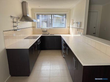 13/14 Bradbury Street, Parafield Gardens SA 5107 - House For Rent | Domain - Photo 5