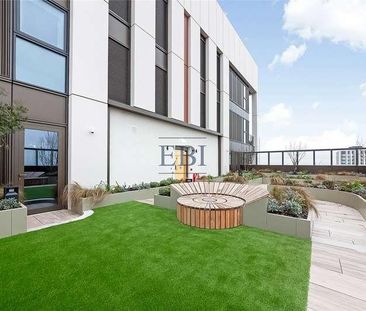 One Thames Quay, Marsh Wall, London, E14 - Photo 3