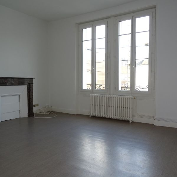 Location Appartement 2 Pièces 47 m² - Photo 1