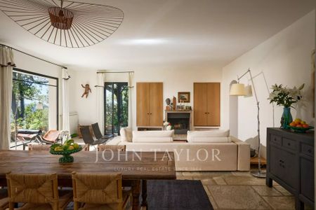 Maison à louer Valbonne, Cote d'Azur, France7 000 EUR / Mois - Photo 2