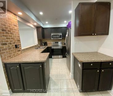 1430 FOREST STREET - Photo 6