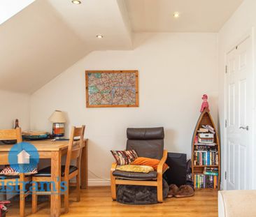 2 bed Apartment for Rent - Photo 4