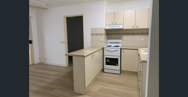 A Quiet Sanctuary Away from The Bustle of The Inner-City - Photo 1