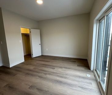 For Lease - 26 Mermot Lane, Richmond Hill, Ontario - Photo 4