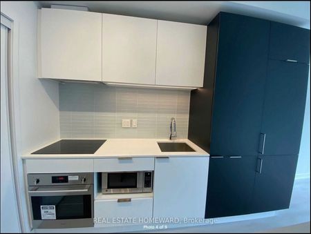 For Lease - 33 Helendale Avenue Unit# 716, Toronto, Ontario - Photo 2