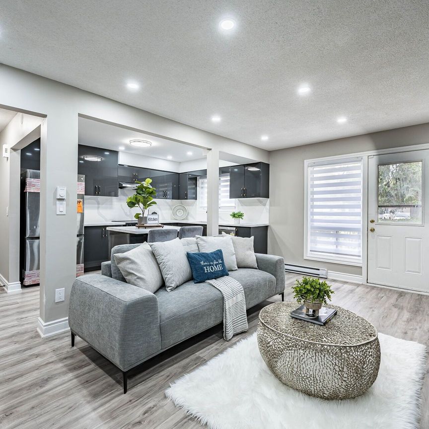 For Lease - 506 Normandy Street Unit# 25, Oshawa, Ontario - Photo 1