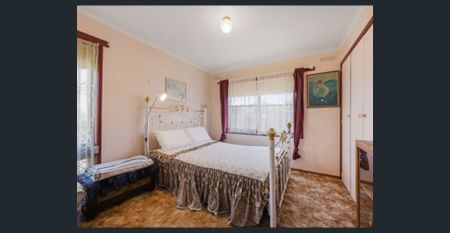 A REAL CHARMER SOUTH OF THE HIGHWAY - Photo 2