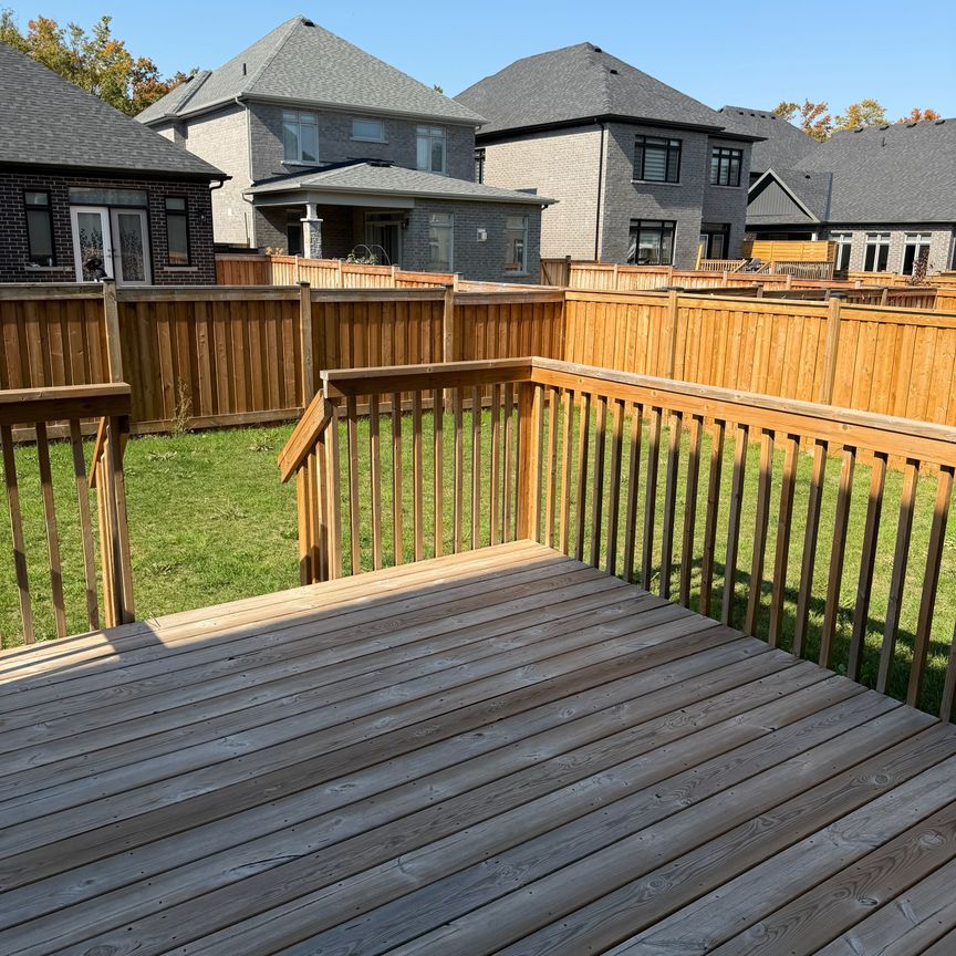 For Lease - 25 Paddington Grove Unit# Upper, Barrie, Ontario - Photo 1