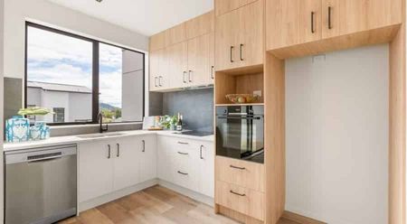 Sandringham, 4 bedrooms - Photo 2