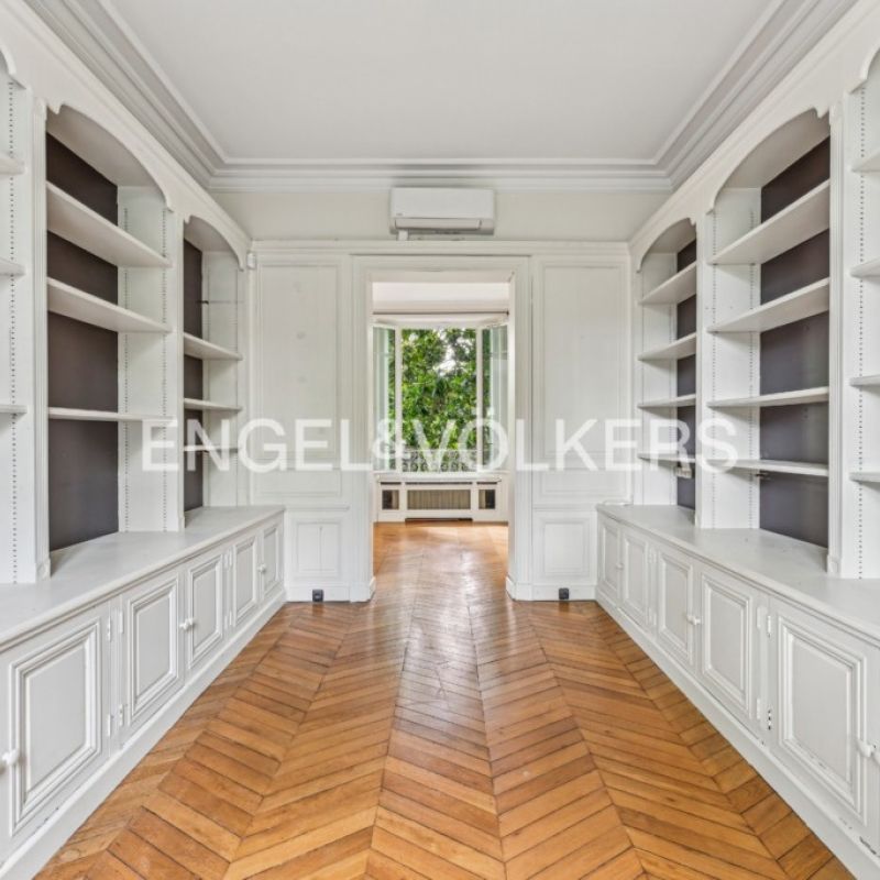 Ravissante Maison Vide 245m² avec Jardin - Foch/Porte Maillot - Photo 1