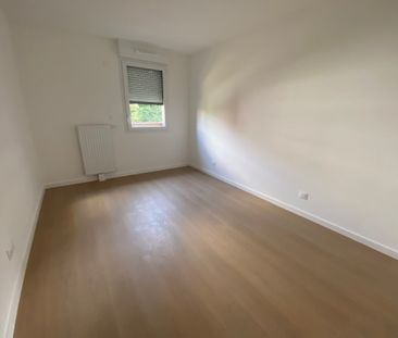 Location Appartement 4 pièces 81m² ST HERBLAIN 44800 - Photo 3