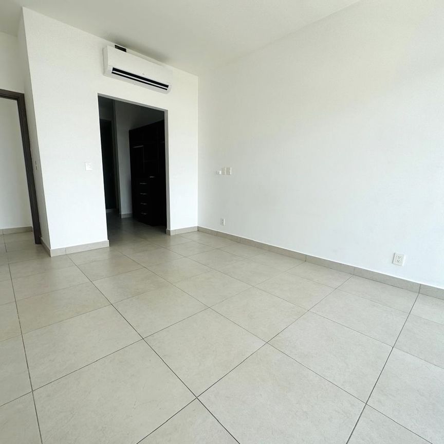 Penthouse de 3 recámaras, en Vía Montejo. - Photo 1