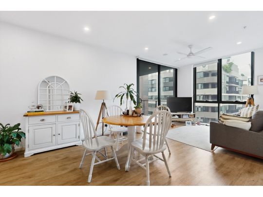 Duke Street, Kangaroo Point - Photo 1