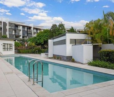 3 Bedroom Townhouse in The Glades Estate - Photo 3