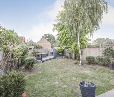4 bedroom semi-detached house to rent - Photo 6