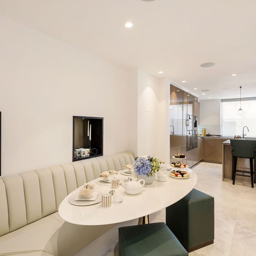 Exquisitely presented mews house in Belgravia - Photo 1