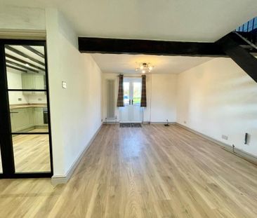 2 bedroom end of terrace house to rent - Photo 5