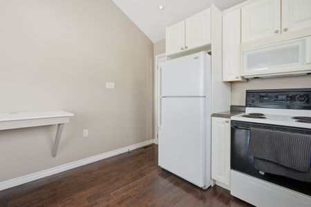 For Lease - 1098 Beaverdams Road, Thorold, Ontario - Photo 5