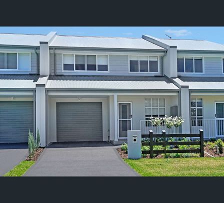 12 Renwick Street, Catherine Field, NSW 2557 - Photo 1