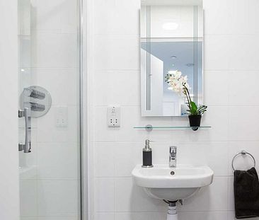 46, Thurston Road, London, SE13 7SD, United Kingdom - Photo 2