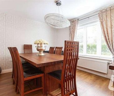 Whitefield Way, Kelvedon Hatch, Brentwood, Essex, CM15 - Photo 4