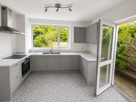 363 Merville Garden Village, Newtownabbey, BT37 9TZ - Photo 5