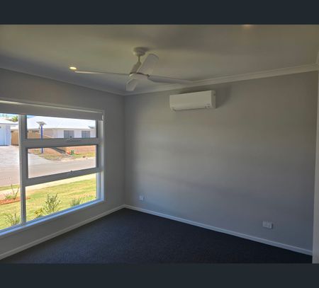 70 Jagger Boulevard, Kawungan, Qld 4655 - Photo 4