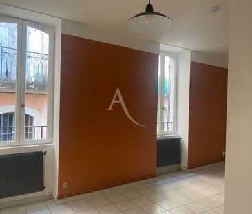 Location Appartement 1 pièce 35m² - Photo 2