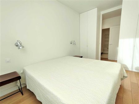 Tout savoir sur cet appartement à Paris 8ème - Photo 2