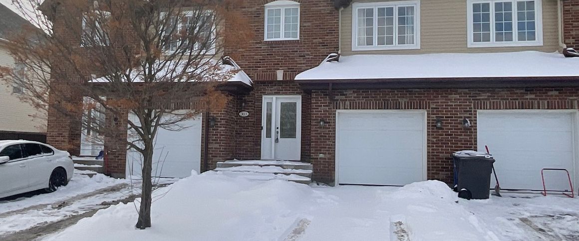 À louer / Maison à étages - Photo 1