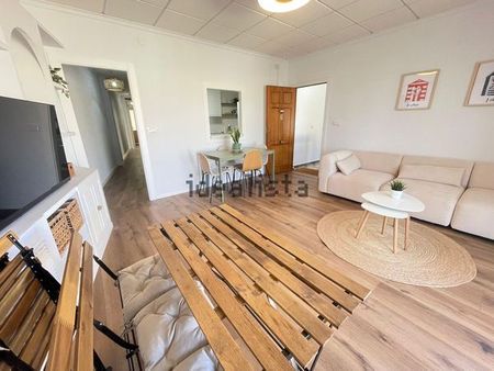 Alquiler de piso en Calle Rocamar - Photo 2