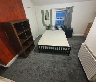 9 bedroom house share to rent - Photo 3