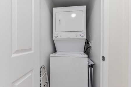 For Lease - 3 Michael Power Place Unit# 1401, Toronto, Ontario - Photo 2