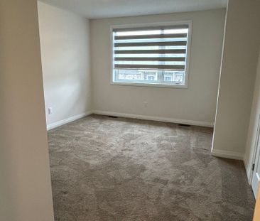 For Lease - 11 Federica Crescent, Wasaga Beach, Ontario - Photo 5