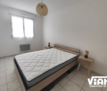 T2 MEUBLE PROCHE PLACE DES CARMES - Photo 1