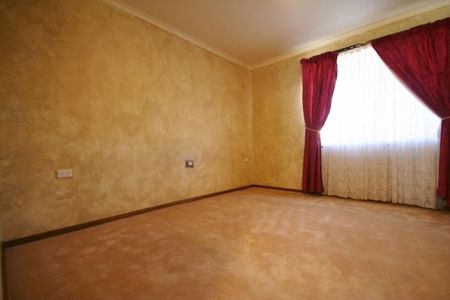 Home For Rent - Photo 5