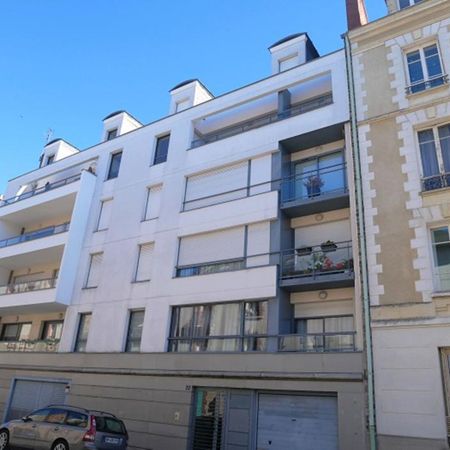 Location Appartement 3 pièce(s) de 63.82 m2 - Photo 4