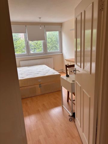 2 Bed Flat, Gambier House, EC1V - Photo 5