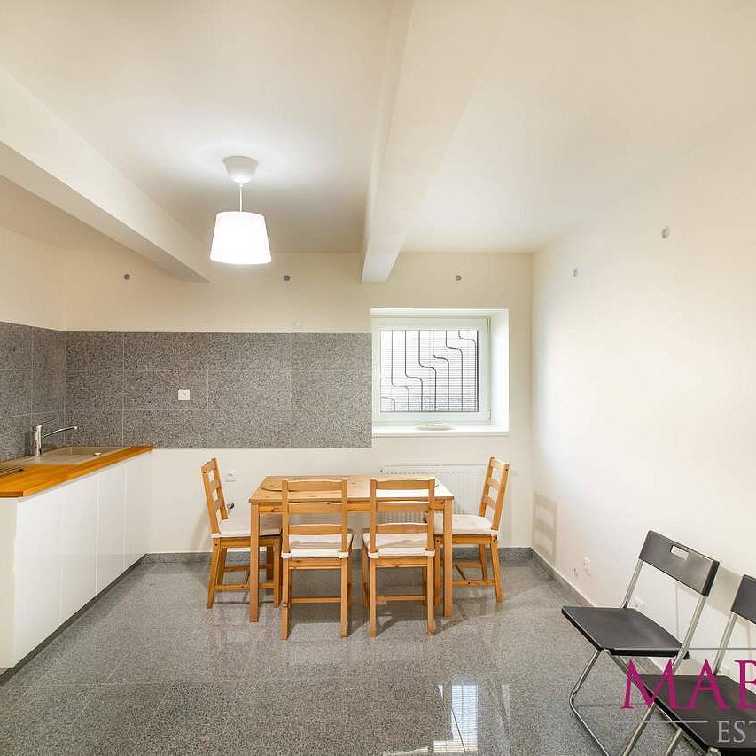 Pronájem pokoje 15 m² - Fotografie 1