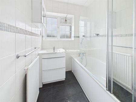 Brent Street, NW4 2QH, London - Photo 2